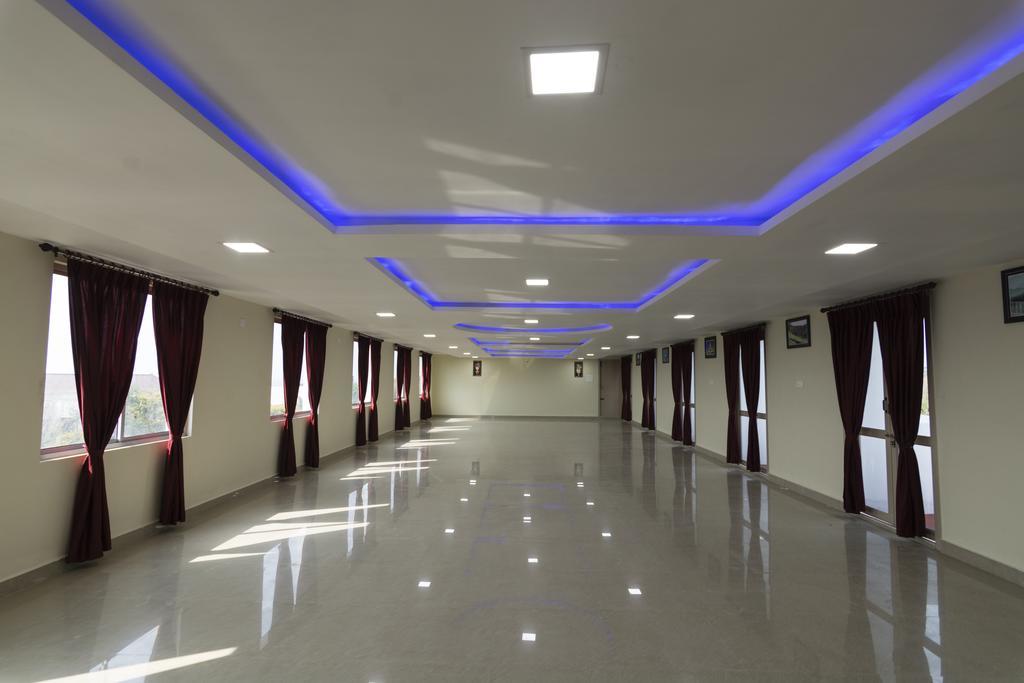 Hotel Ganesh Residency Puduččéri Pokoj fotografie